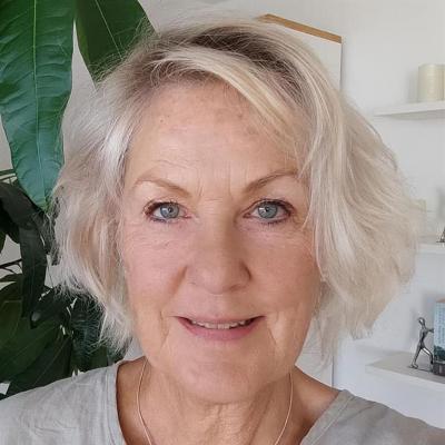 Bleumink, Stefanie